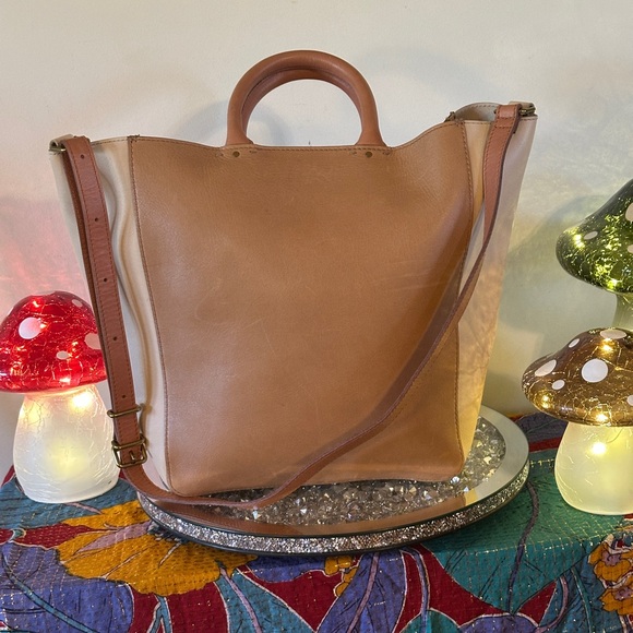 Madewell Handbags - Madewell Abroad Tote Bag.